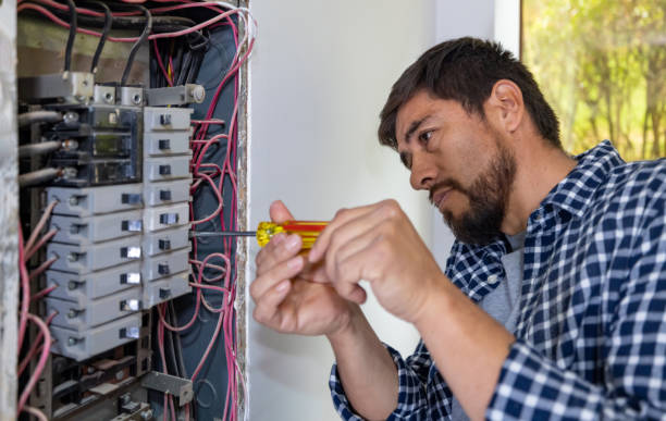 Best Electrical Outlet Repair  in London, CA